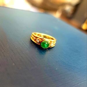 14k yellow gold, emerald,  & diamond ring
